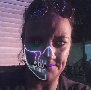 Meet your Posher, Joannah